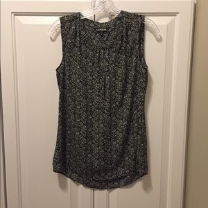 Express Sleeveless Blouse - Small